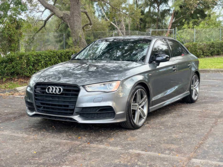 Audi A3      2016