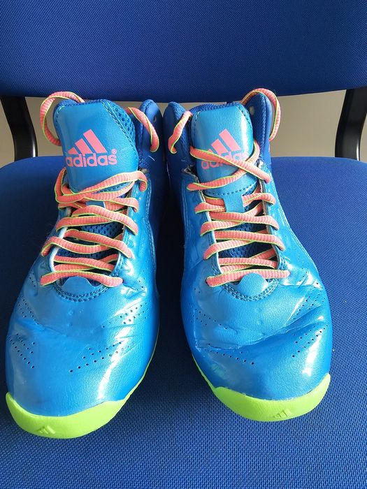 Buty mlodziezowe Adidas  36 2/3 oryginał stan bardzo dobry