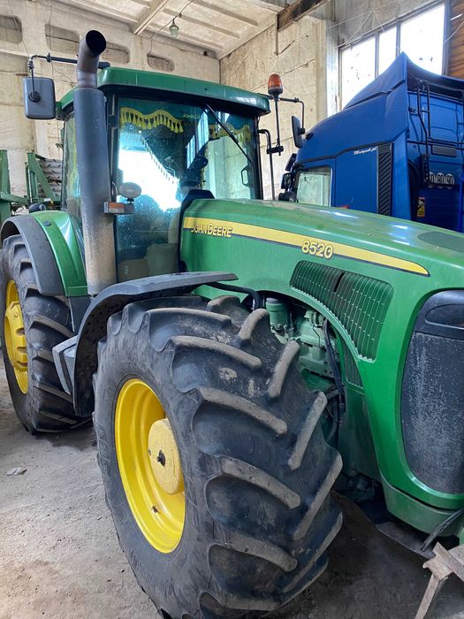 Продам трактор джондир 8520