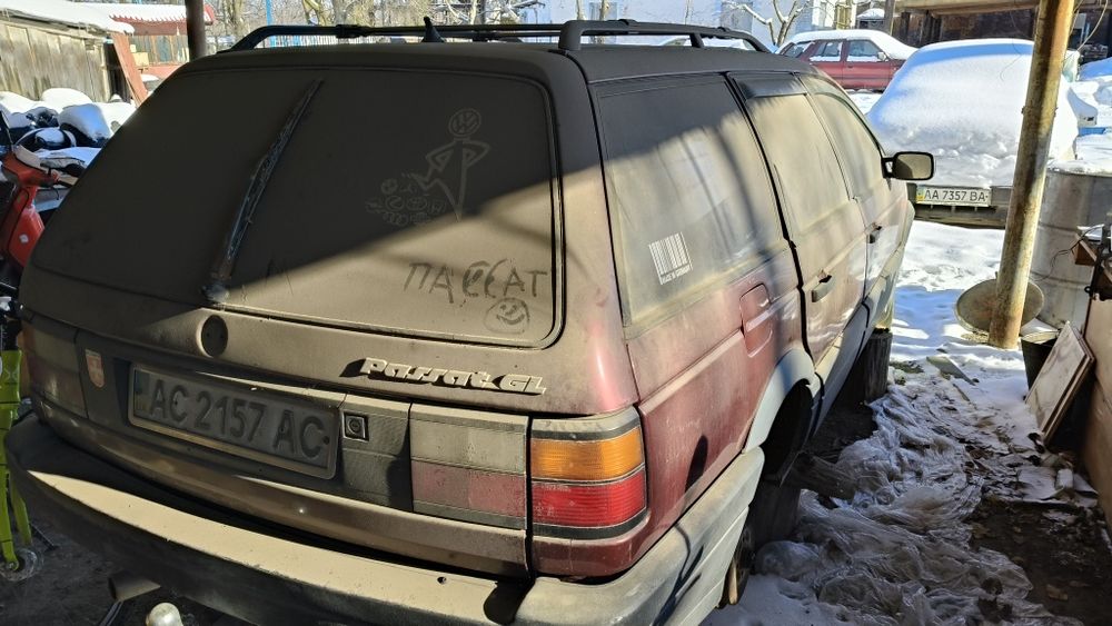 Volkswagen Passat b3 на запчастини