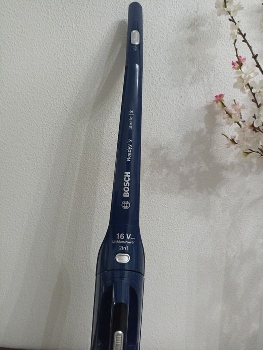 Aspirador vertical como novo com garantia