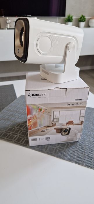 Projektor MagCubic  Hy310