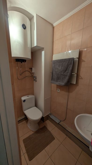 Продам чудову 2х кімнатну квартиру)
