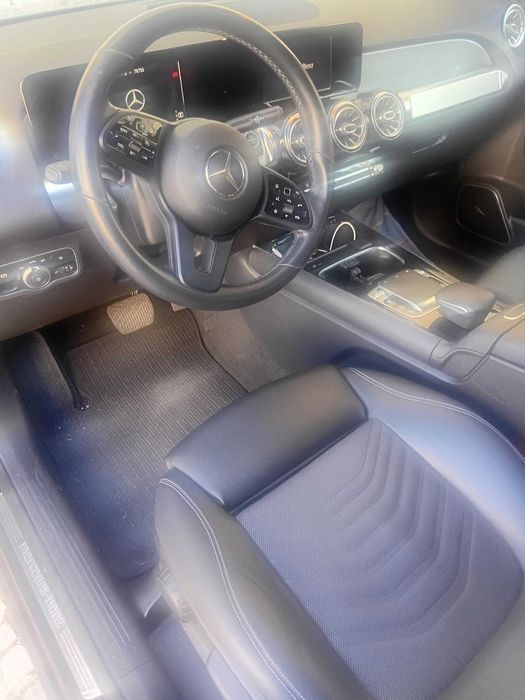 Mercedes GLB 200