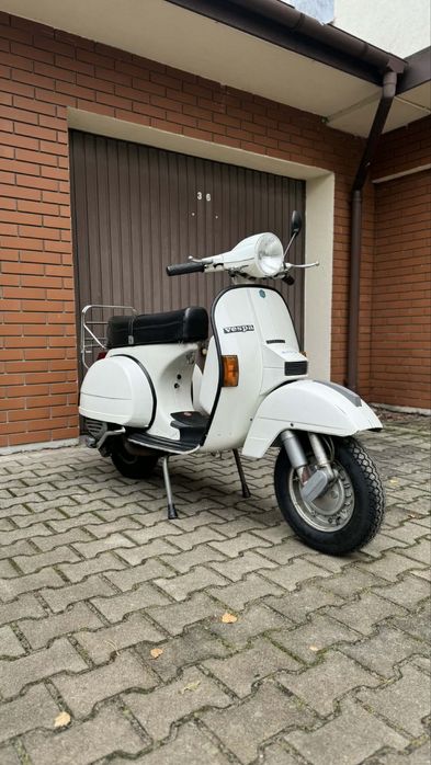 Skuter Vespa PX125