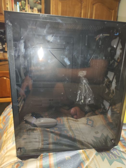 Caixa de PC gamer476769306395944962