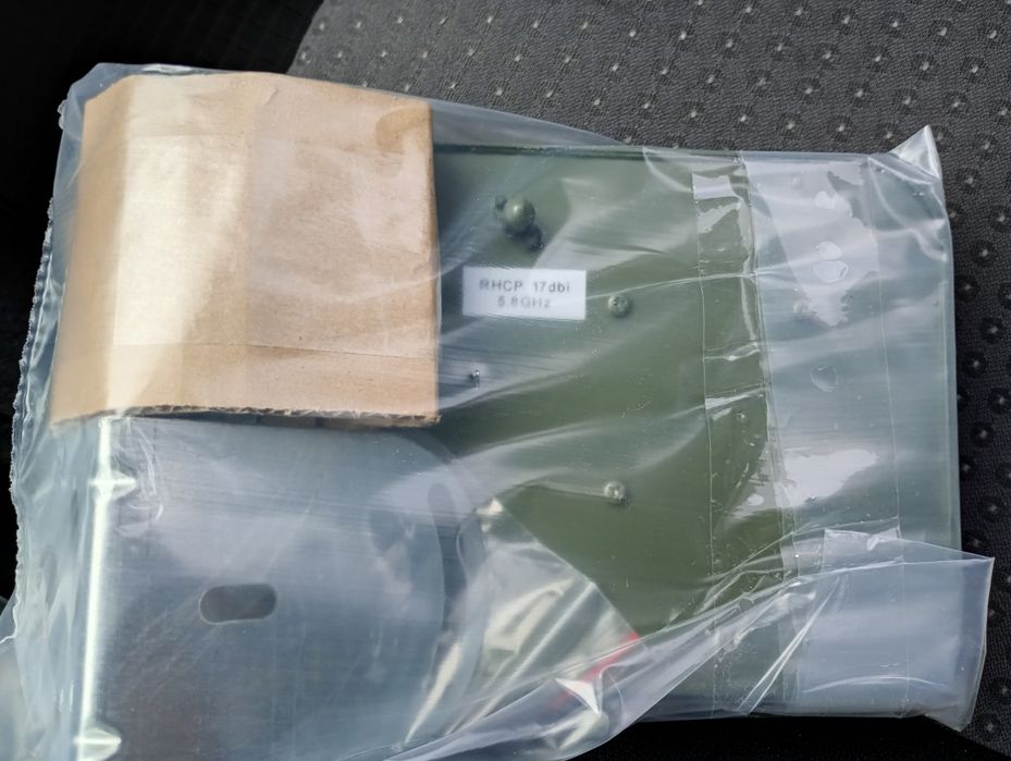 ПАТЧ антенна 1080-1480 MHz / 9.5 dbi & ПАТЧ антенна 5.8 GHz / 17 dbi