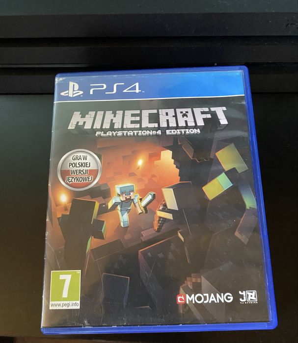 Ps4 pro 1tb + pad + 11 gier z płytą+ Kamera V2