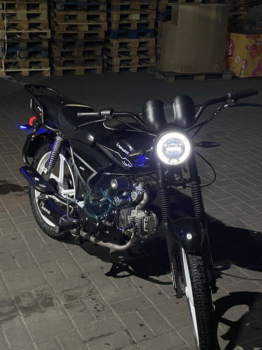 Продам мотоцикл спарк 125 торг