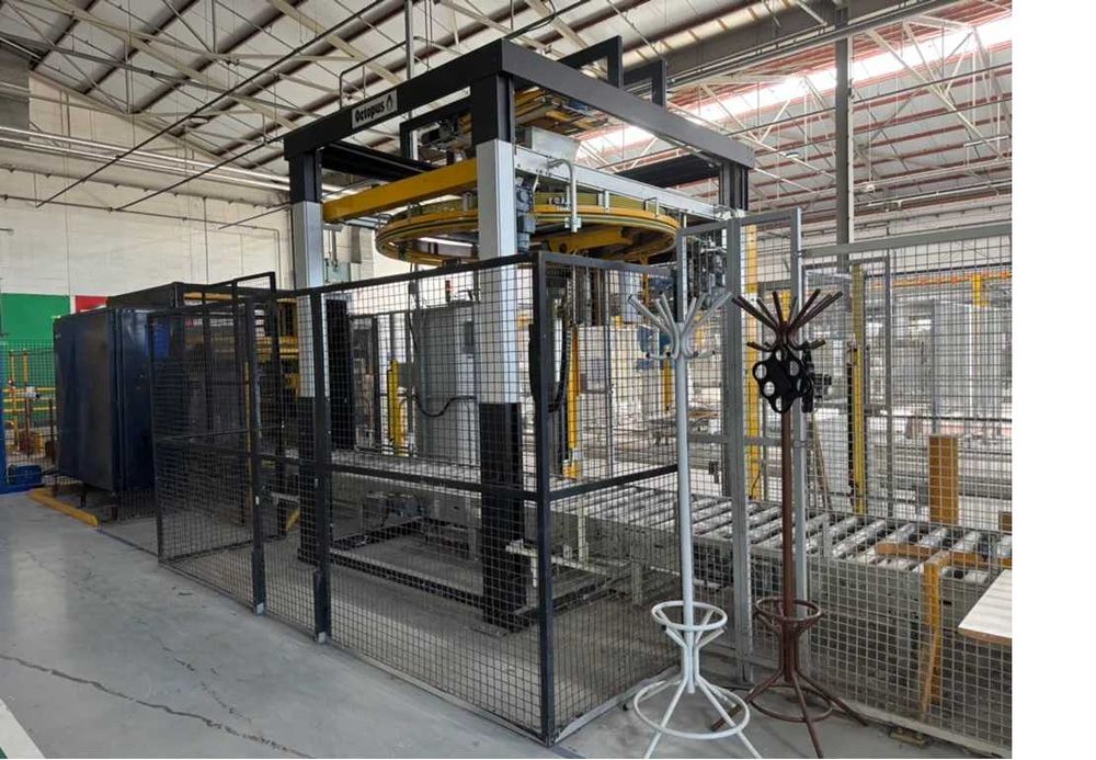 Owijarka palet Octopus 1800 -przykryw -unoszenie automatyczna