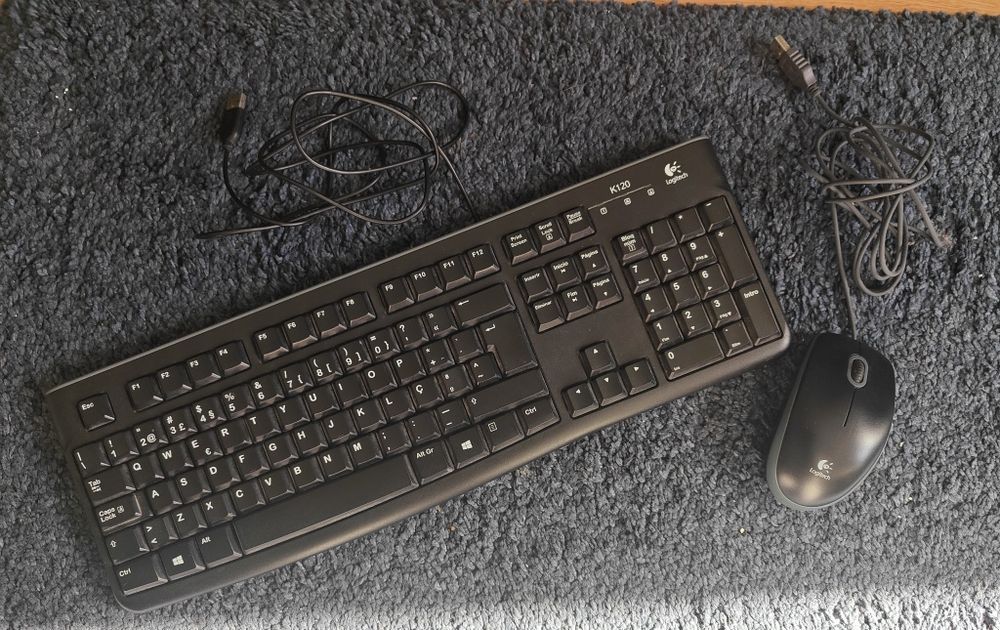 Logitech MK120 Mouse and Keyboard64752347394691120
