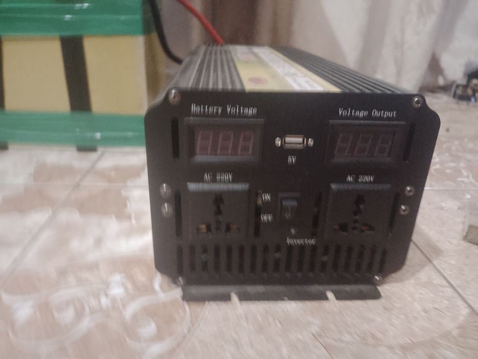 Продам инвертор WIMPEX 9квт12--220в