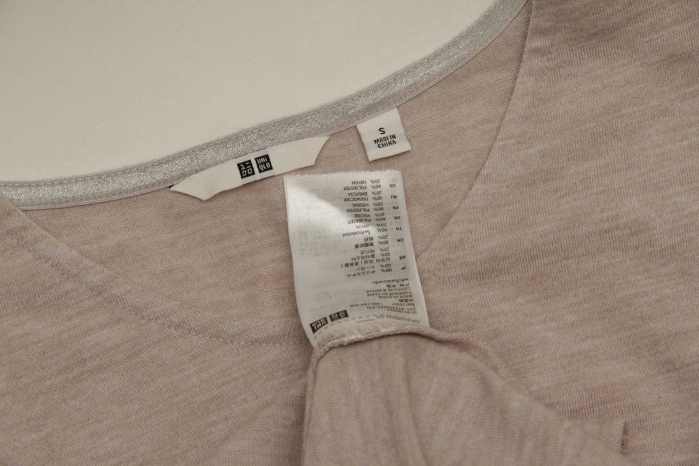 Uniqlo рр S-M платье из вискозы и полиестера