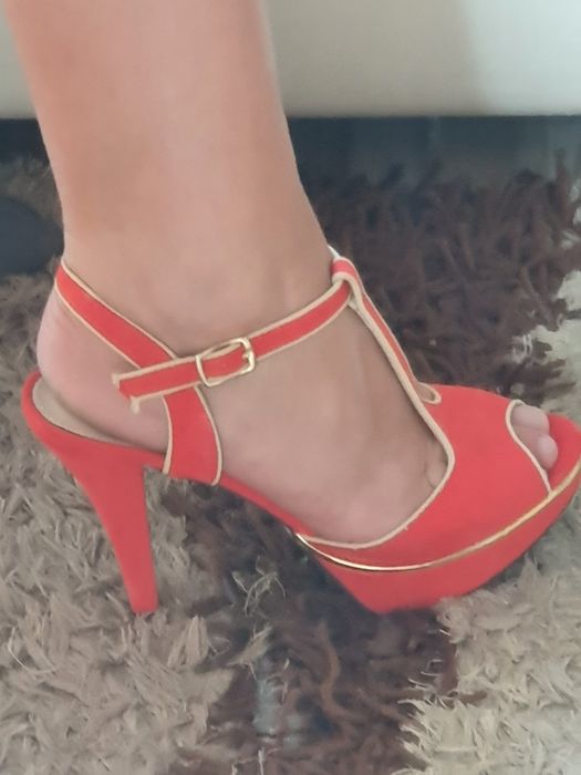 Buty szpilki sandałki kolor ceglany rozmiar 38