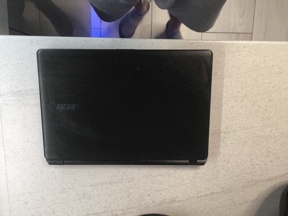 Laptop Acer aspire 13 cali