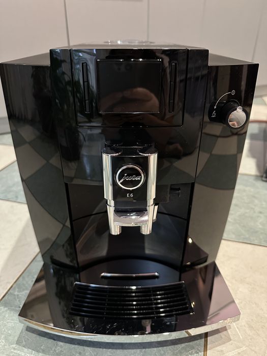 Кавова машина Jura E6 Piano Black EB (15377)