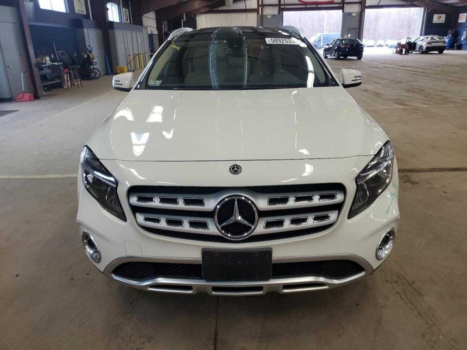 Бампер передній MERCEDES GLA X156 розборка Мерседес ГЛА  156