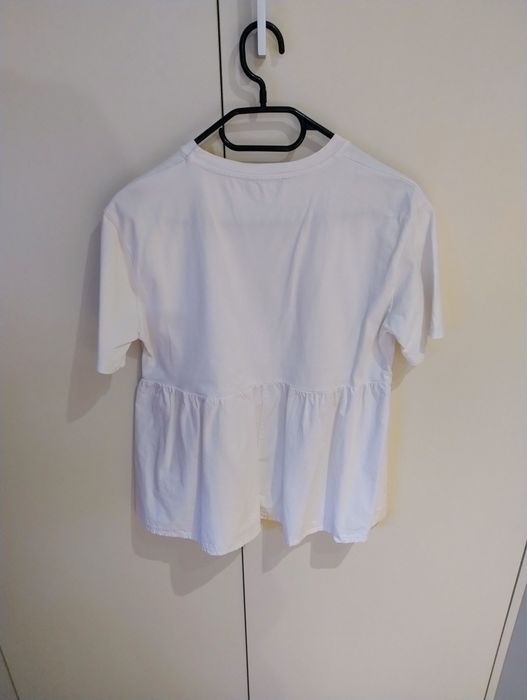 Bluzka z baskinką zara