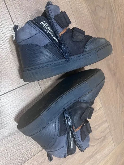 Черевики весняні р.25 нові, шкіряні Lasocki