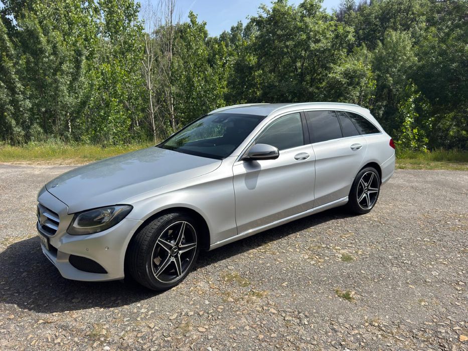 Mercedes c220 Manual