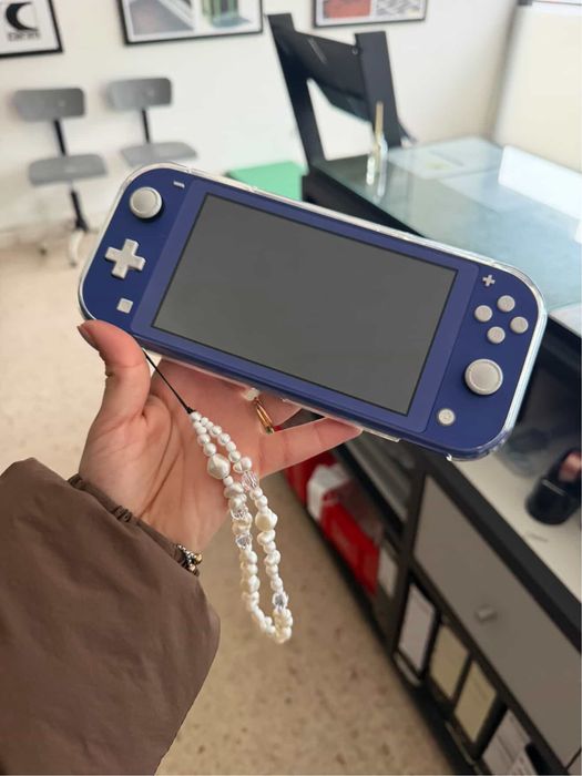 Nintendo Switch Lite azul + cartão memória 32gb