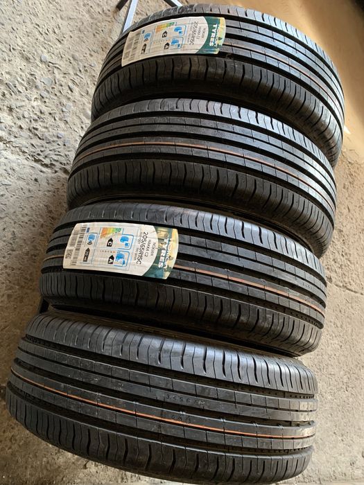 нові 205/65R15C Nokian Hakka C2 (102/100T) літні шини на бус