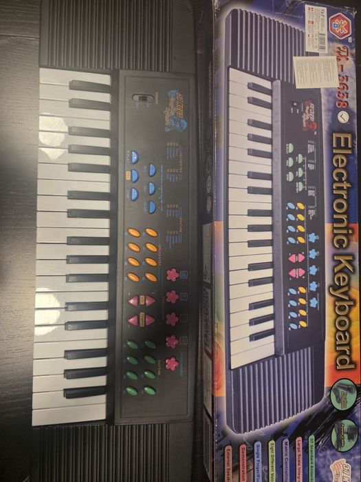 Piano de criança igual a novo