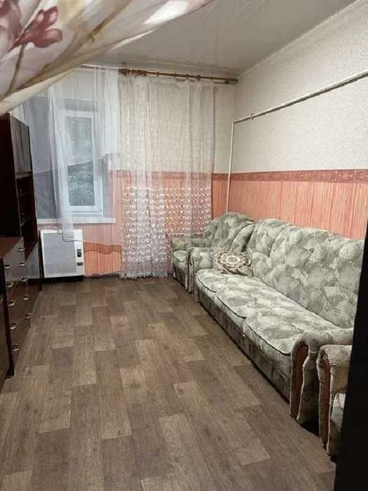 Продається 2-кім.кв.Новобаварський р-н. пров. Одоєвський.30 кв метр DD