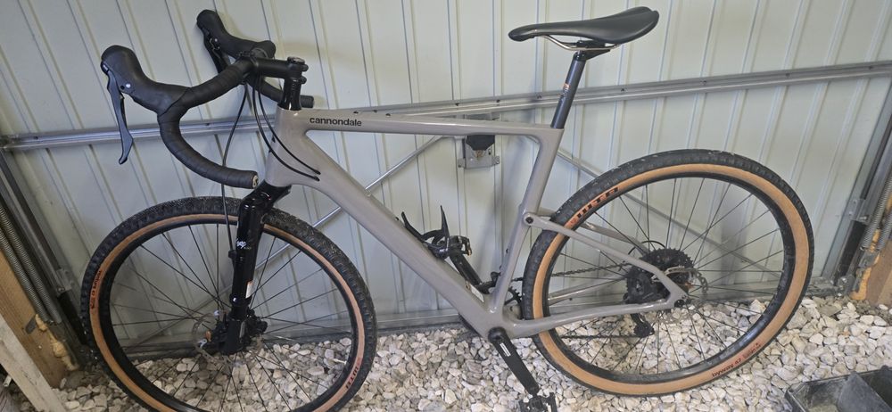 Cannondale lefty Gravel carbon