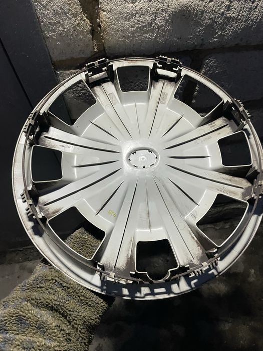 Оригинальные колпаки toyota fvolkswagen  opel r15 r16