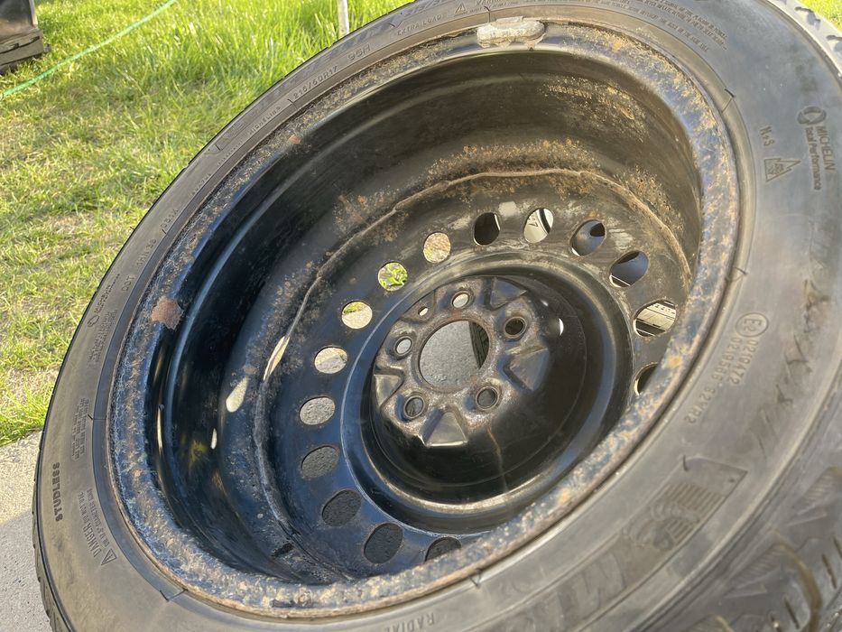 R17 диски Nissan 215/50R17 Michelin шини + диски