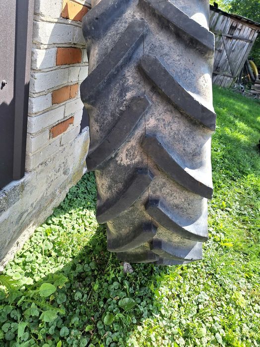 Opony ciągnikowe