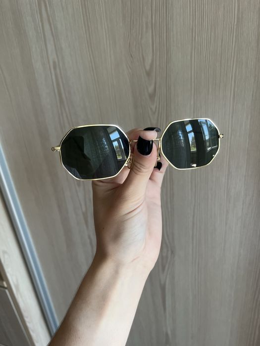 Сонцезахисні окуляри