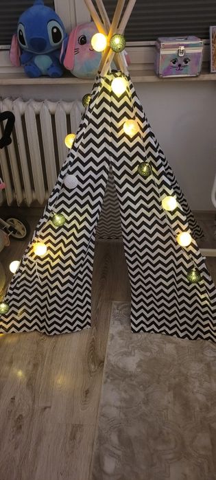Namiot z  kulami led