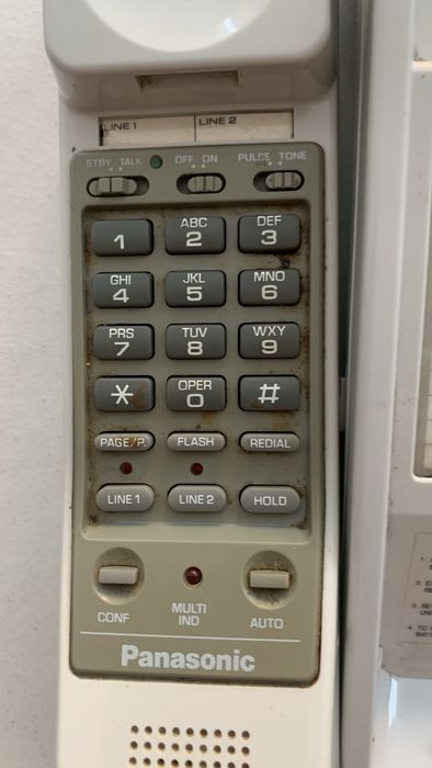 Tefone Panasonic com base fixa e telefone movel