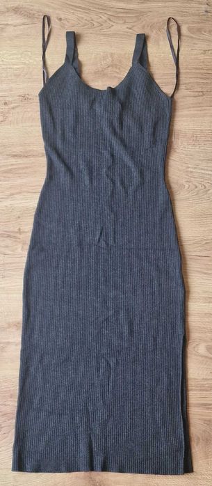 Conjunto Morgan de Toi - Vestido + Crop Top (tamanho S)