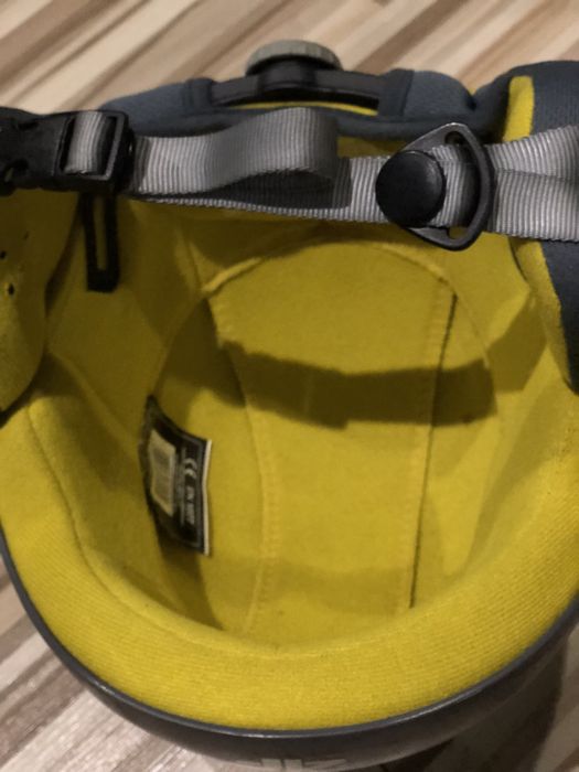 Kask narciarski 4F