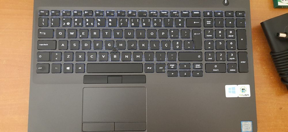 Dell Latitude 5500 8ªG|15.6" IPS|I5-8365u-Vpro|16G|M.2-512|R+M|W11