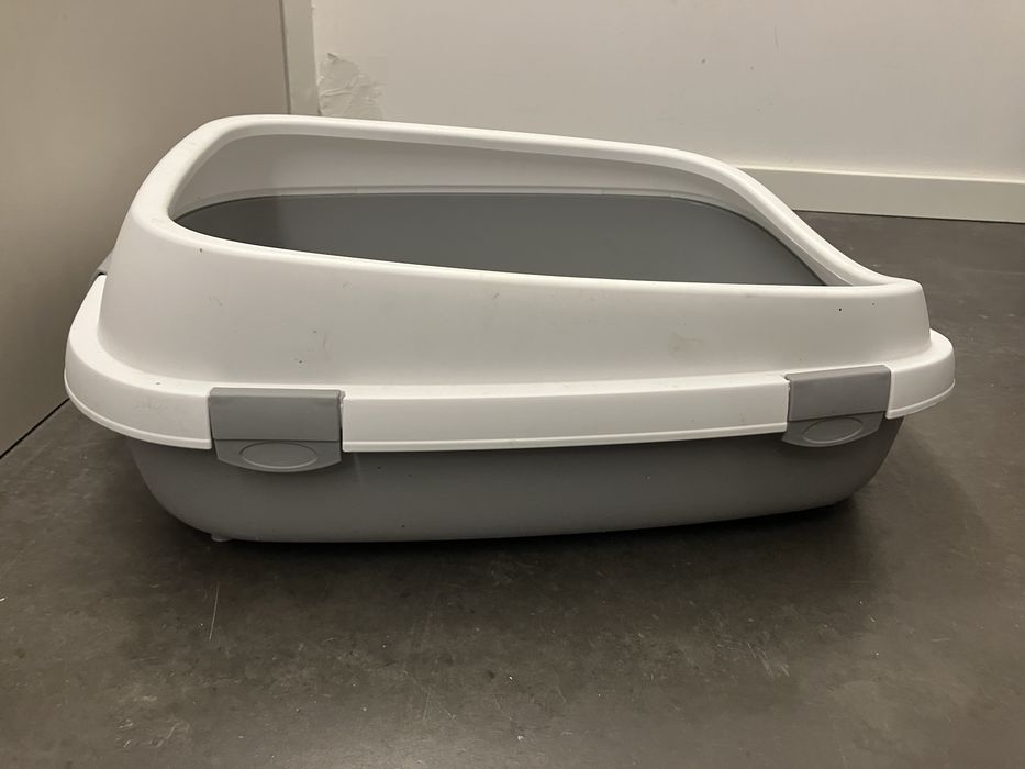 Vendo caixa de areia para gato