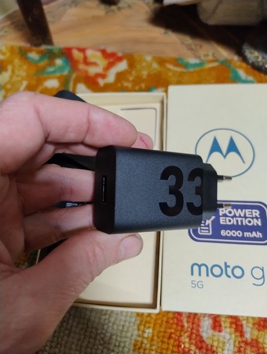 Быстрая зарядка 25,33,80.ват Ган ват, состояние новое