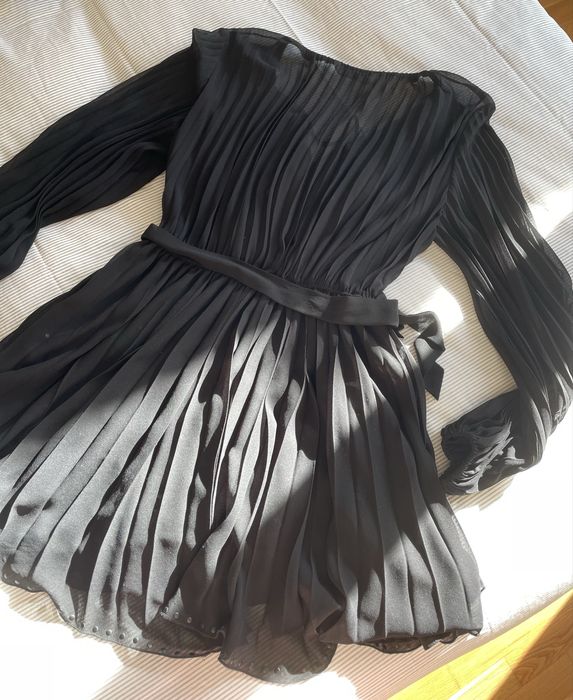 Vestido Zara preto