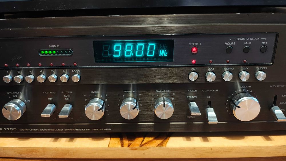 Amplituner DUAL VR1750 wysyłka po 28.12.2025.