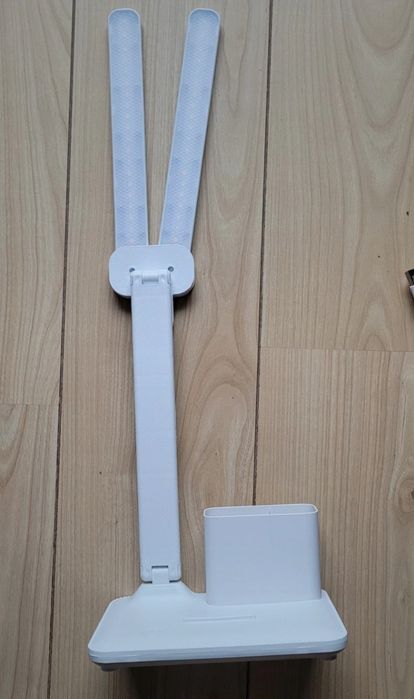 Lampka LED składana na biurko na usb.