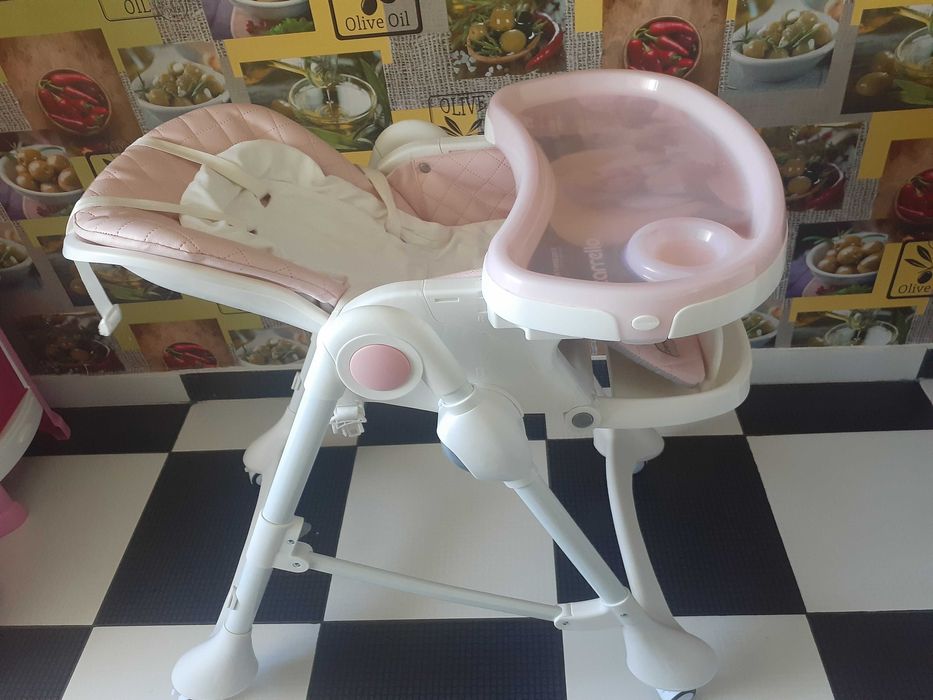 Стілець для годування Carello Caramell.