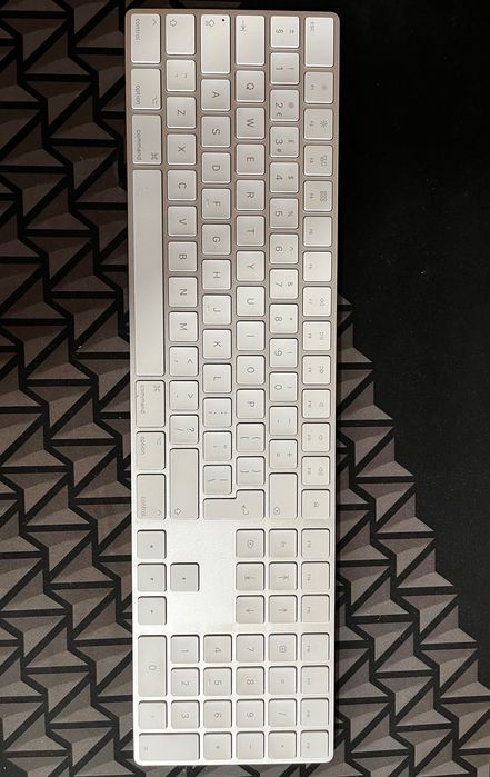 Apple Magic Keyboard 2 UK Numeric64586267604867120