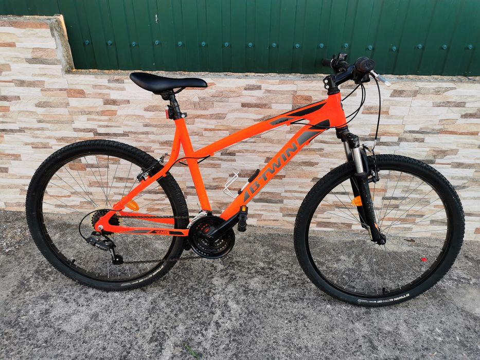 Bicicleta usada rockrider btt