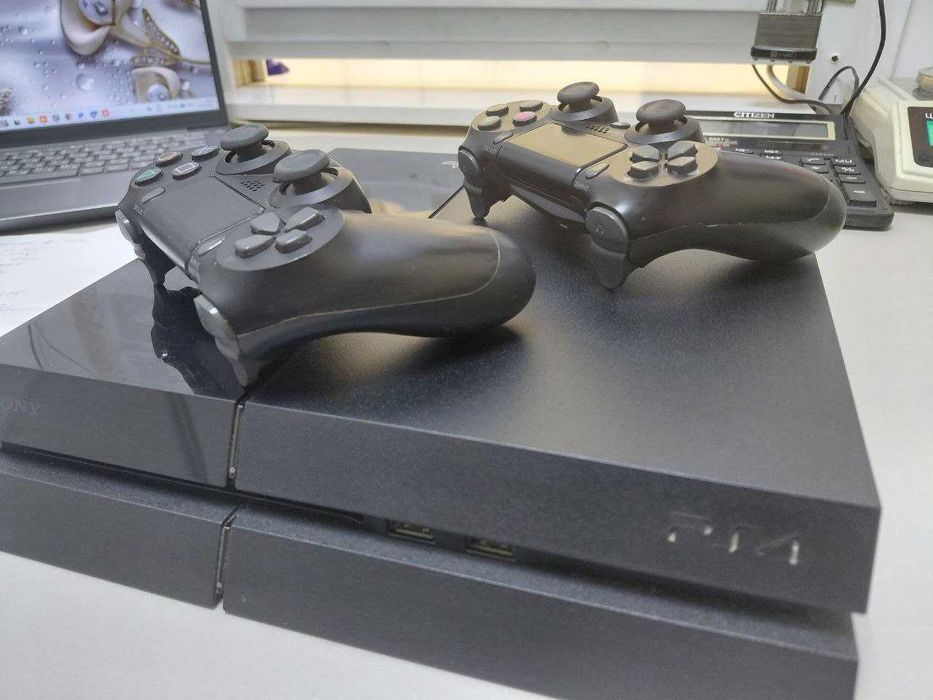 Ігрова приставка SONY PS4