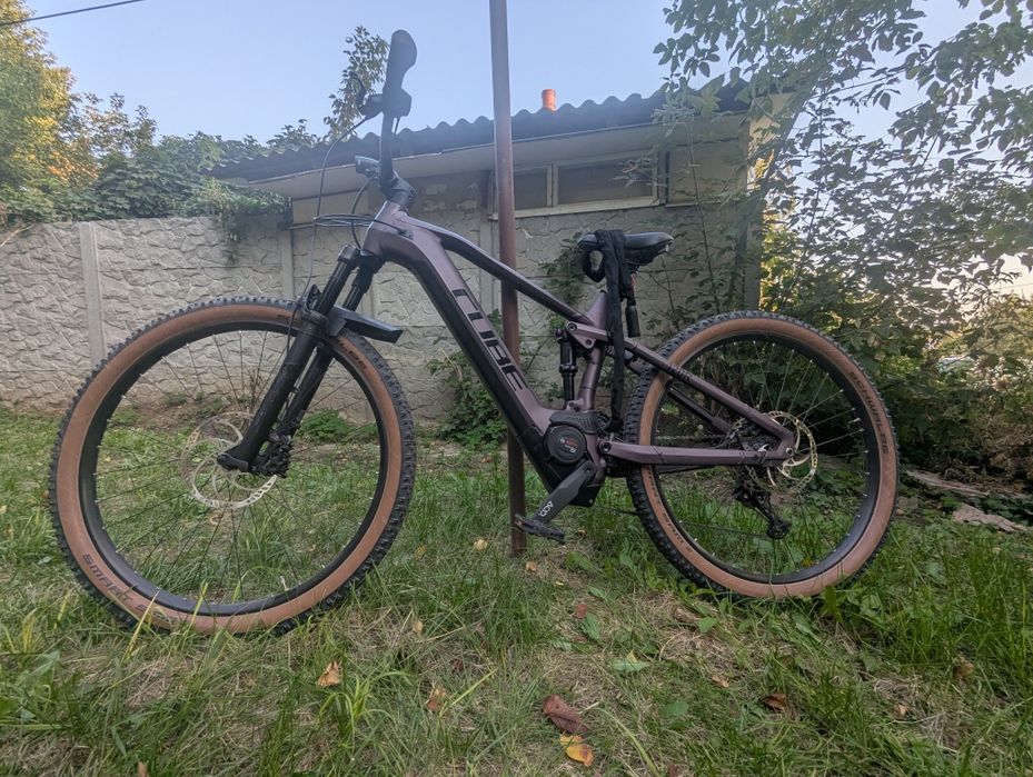 Електровелосипед Cube Stereo Race