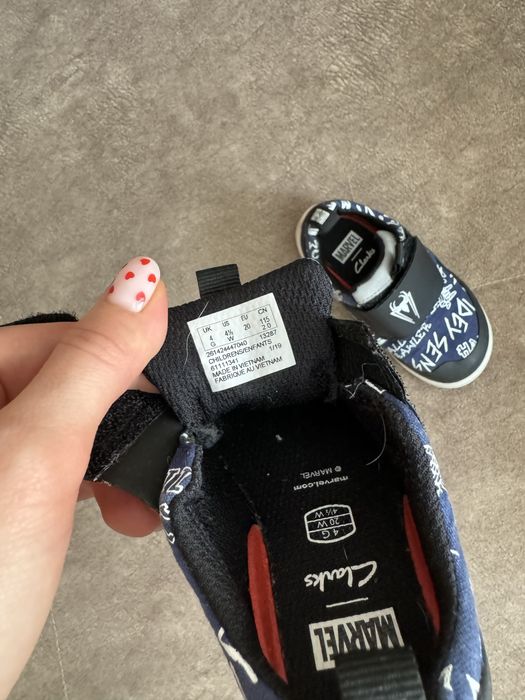 Взуття clarks 20 розмір, кросівки