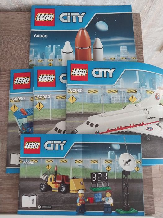 Продам Лего Космопорт